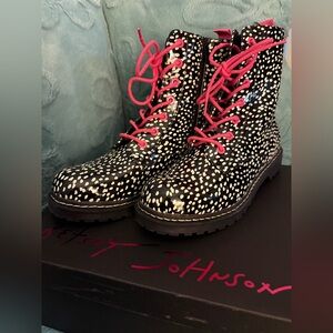 NEW in Box BETSEY JOHNSON Elite Black Polka Dot w/Pink Lace Boots 9,5